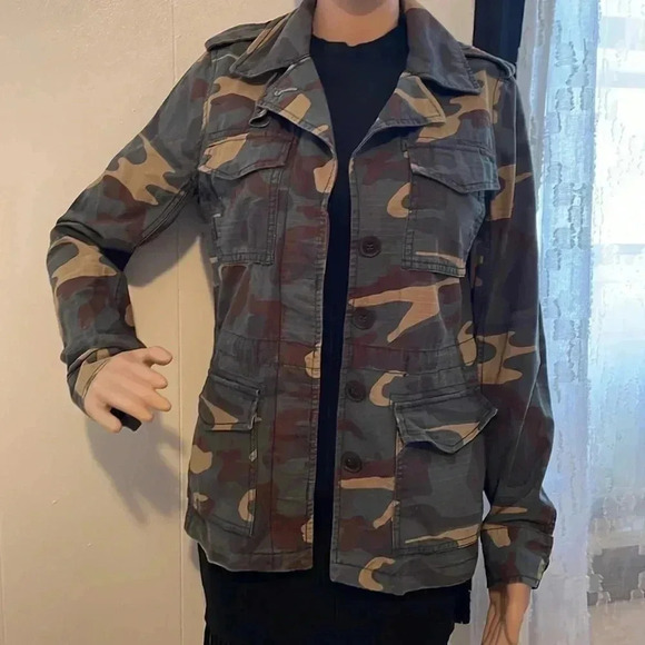 Jackets & Blazers - Madewell camouflage utility shirt jacket for women